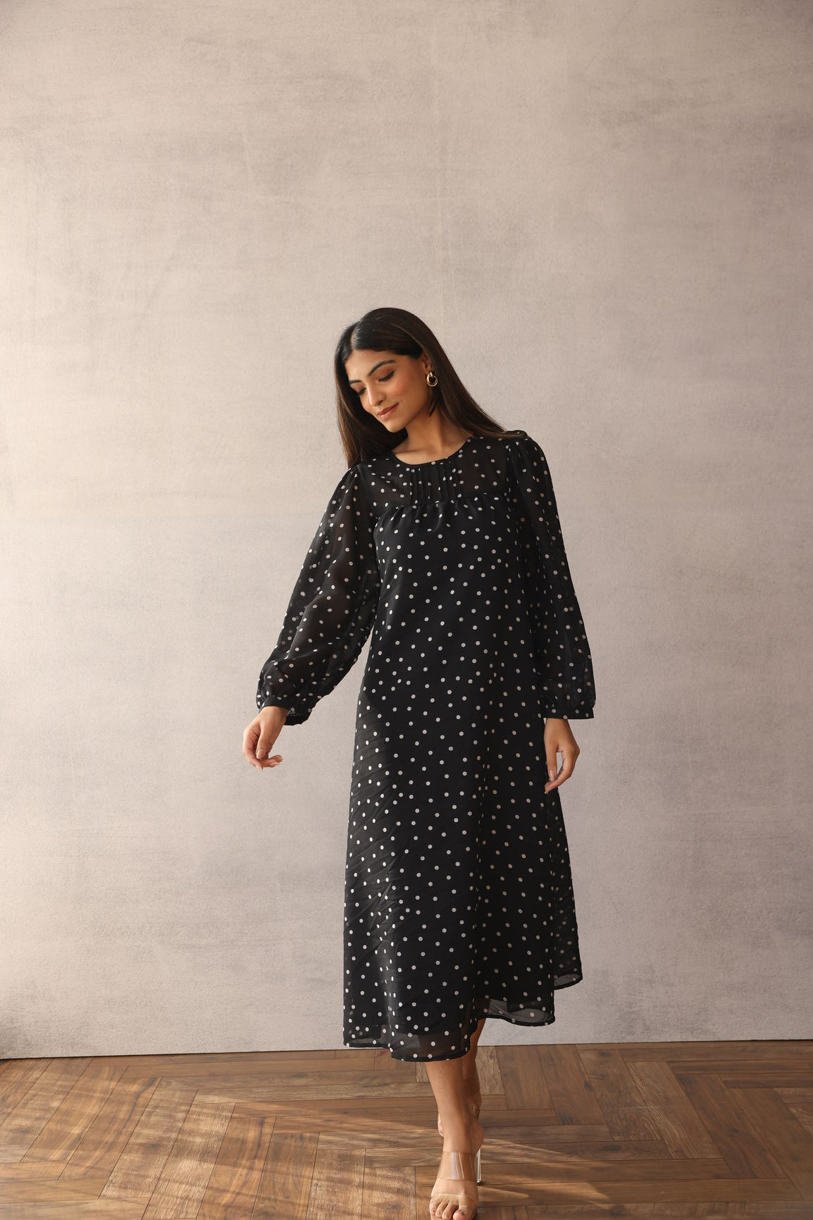 BLACK POLKA MAXI