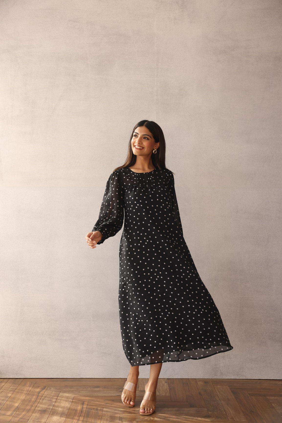 BLACK POLKA MAXI